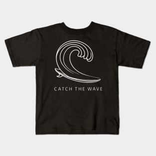 Catch the wave Surfing Kids T-Shirt